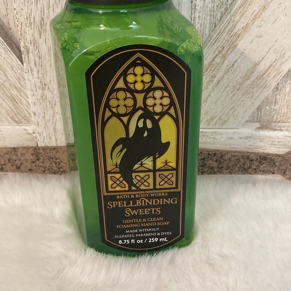 Bath & Body Works Halloween 2023 Foaming Hand Soap - Picture 4 of 4